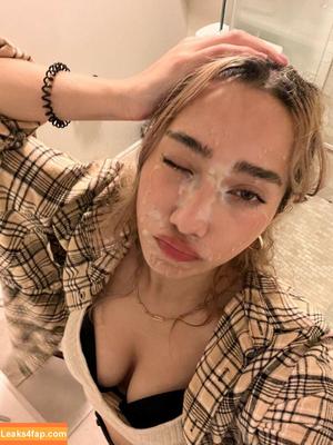 Sabrina Pezeshkian photo #0053