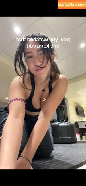 Sabrina Pezeshkian photo #0131