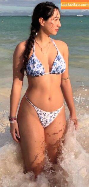 Sabrina Pezeshkian photo #0412