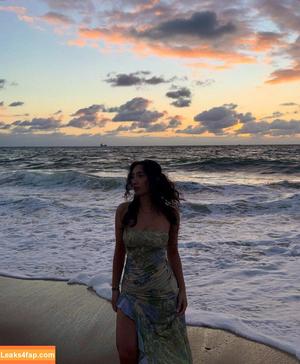 Sabrina Pezeshkian photo #0434