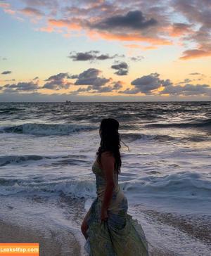 Sabrina Pezeshkian photo #0439