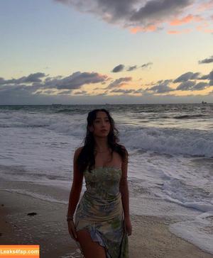 Sabrina Pezeshkian photo #0441