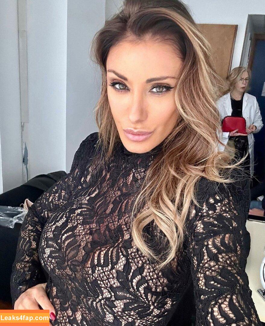 Sabrina Salerno / sabrinasalernofficial слитое фото фото #0427