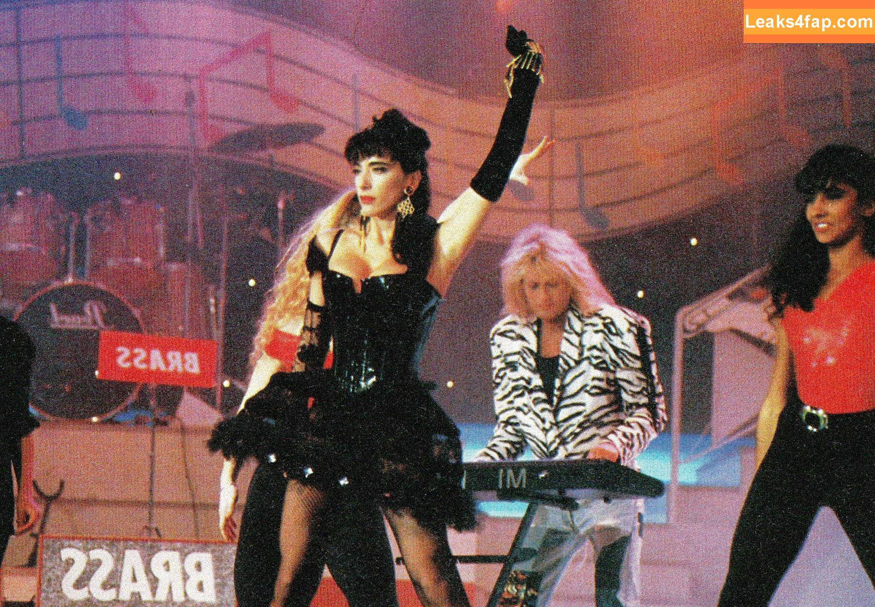 Sabrina Salerno / sabrinasalernofficial слитое фото фото #0600