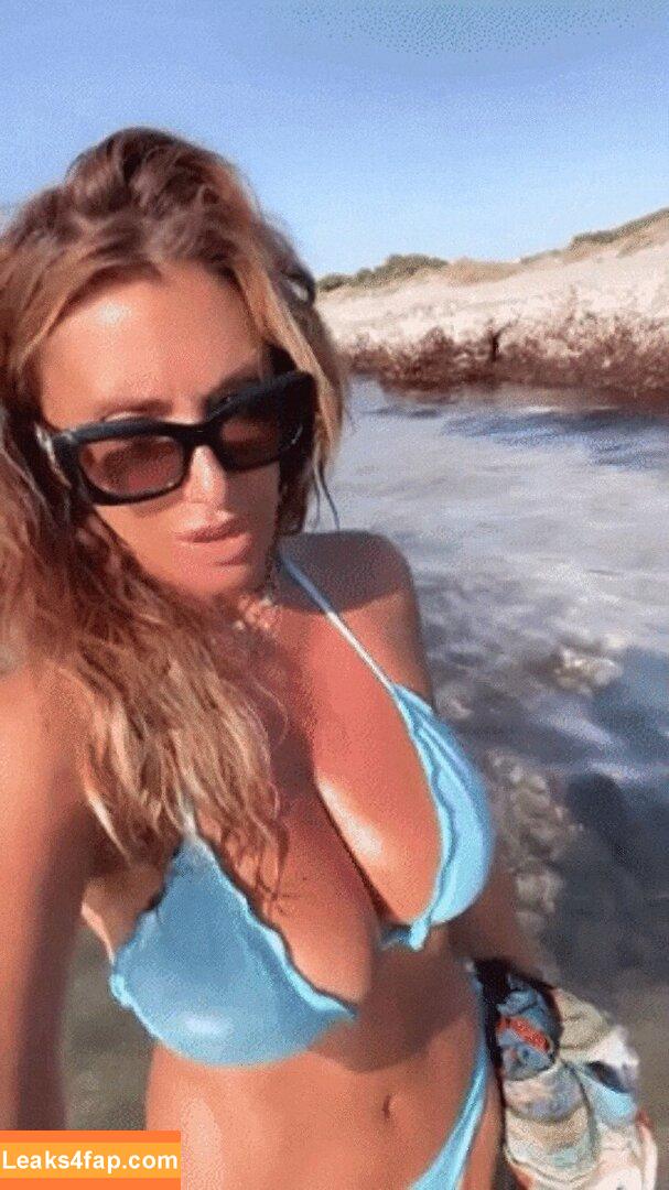 Sabrina Salerno / sabrinasalernofficial leaked photo photo #0766
