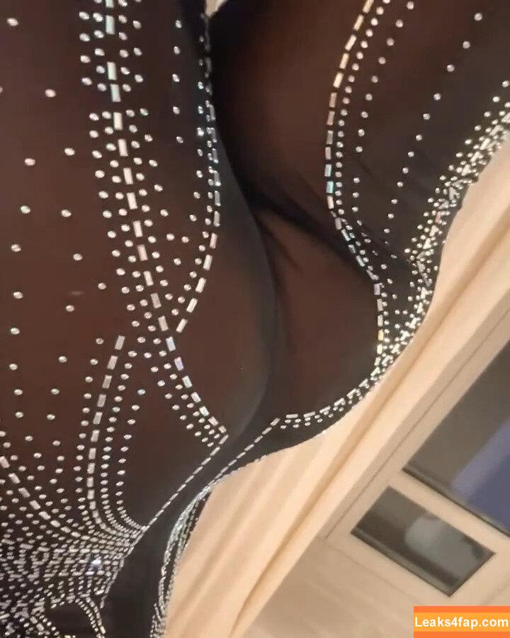 Sabrina Salerno / sabrinasalernofficial слитое фото фото #1839