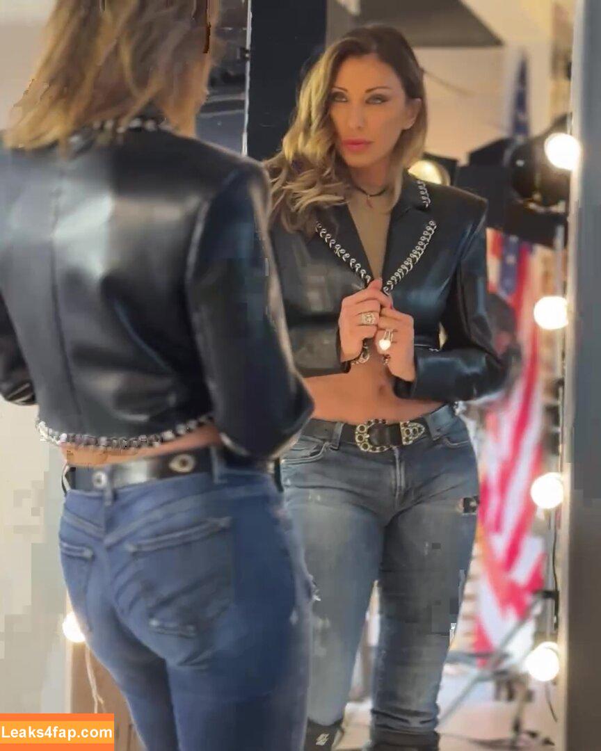 Sabrina Salerno / sabrinasalernofficial слитое фото фото #1861