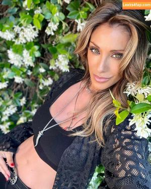 Sabrina Salerno photo #1011