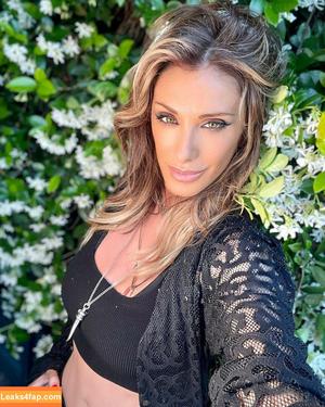 Sabrina Salerno photo #1012