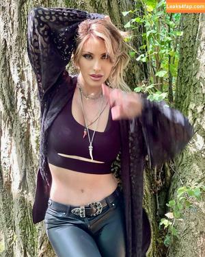 Sabrina Salerno photo #1015