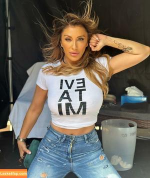 Sabrina Salerno фото #1348