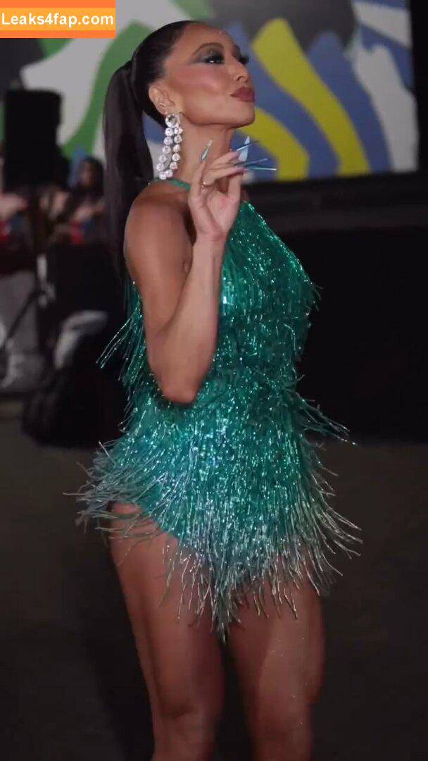 Sabrina Sato / sabrinasato слитое фото фото #0897