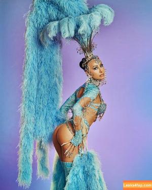 Sabrina Sato фото #0887