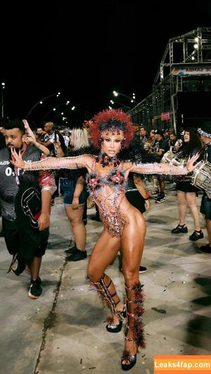 Sabrina Sato фото #0888