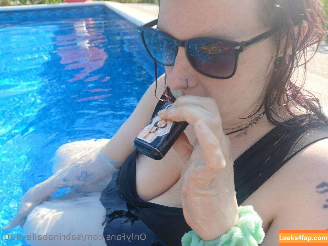 sabrinabailey420 /  leaked photo photo #0003