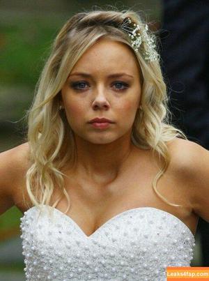 Sacha Parkinson фото #0019