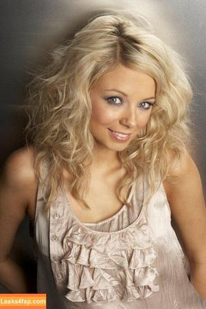 Sacha Parkinson фото #0022