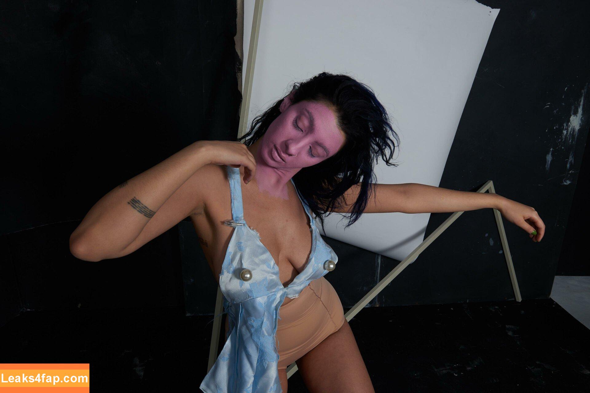 Sadaf H. Nava / sadaf.h.nava / sadnava / svdvf leaked photo photo #0007