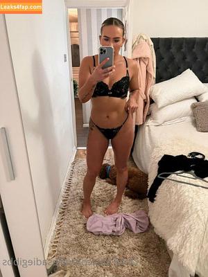 Sadie Gibbs photo #0008