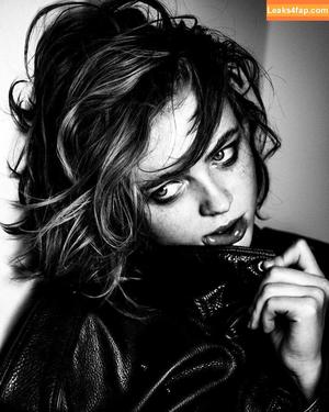 Sadie Sink photo #0527