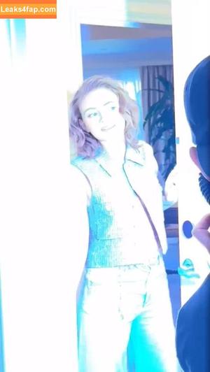 Sadie Sink photo #0560