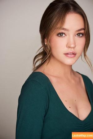 Sadie Stanley photo #0007