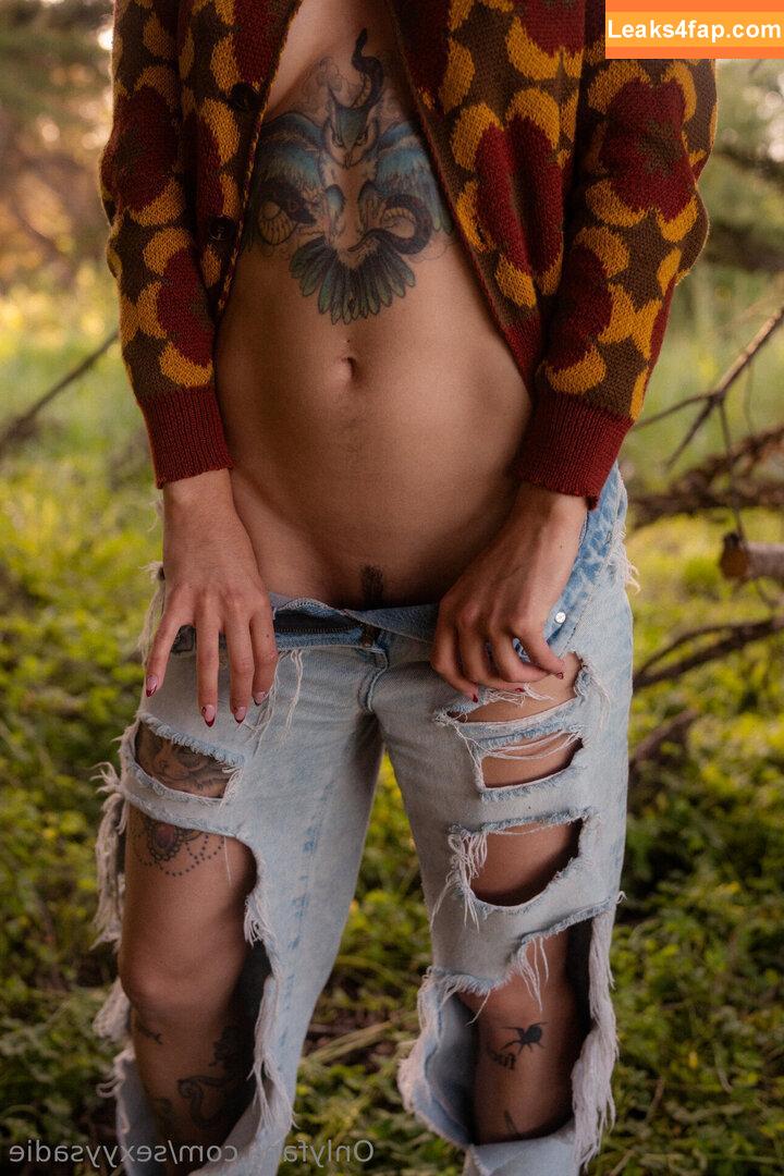 sadieschafer /  leaked photo photo #0008