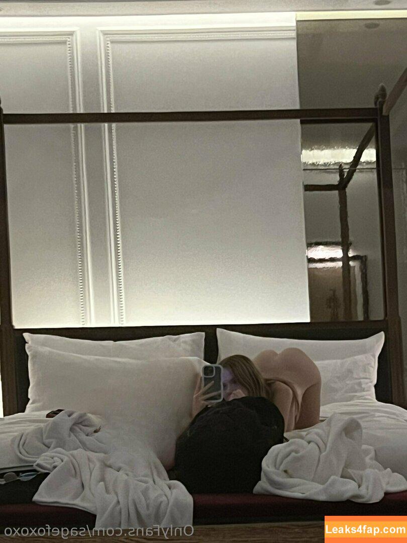 sagefoxoxo / sage_fox leaked photo photo #0084