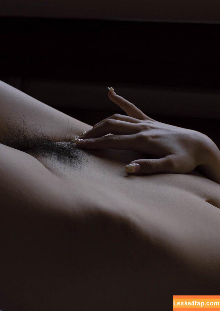 Saika Kawakita / Saika_Kawakita / saika_kawakita__official leaked photo photo #0029