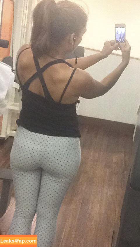 Saira Khan / iamsairakhan / sairasbum leaked photo photo #0008