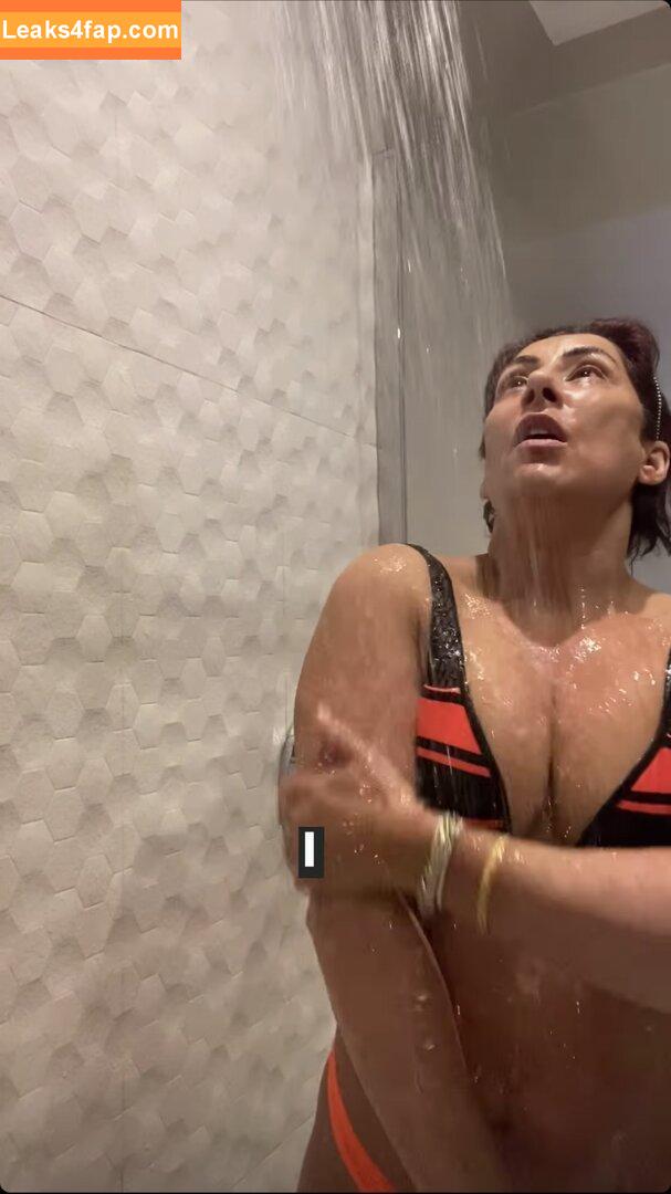 Saira Khan / iamsairakhan / sairasbum leaked photo photo #0044