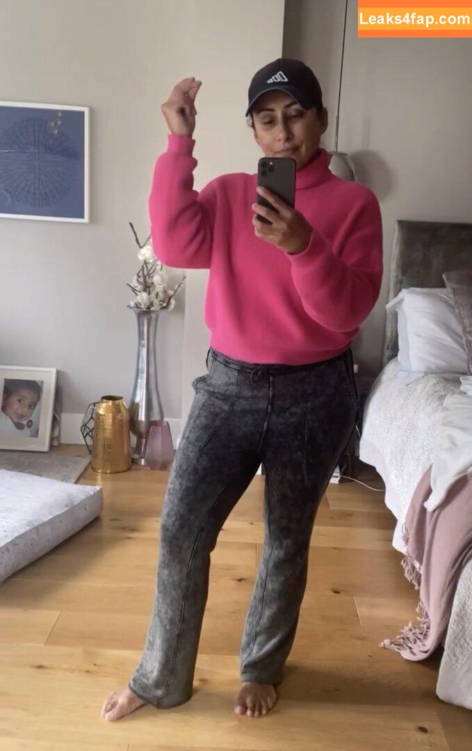 Saira Khan / iamsairakhan / sairasbum leaked photo photo #0116
