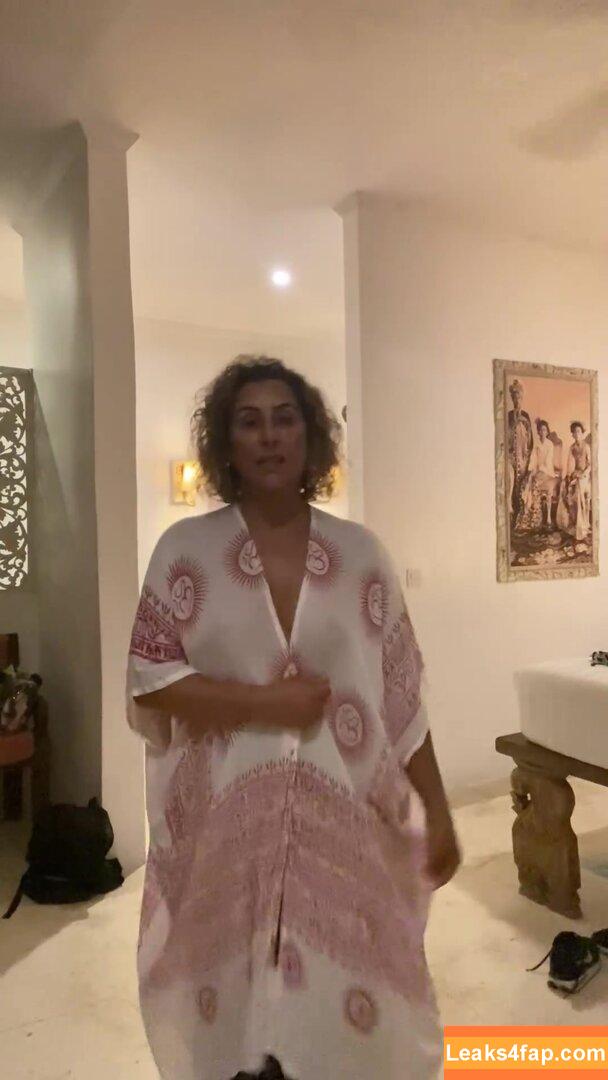 Saira Khan / iamsairakhan / sairasbum leaked photo photo #0144