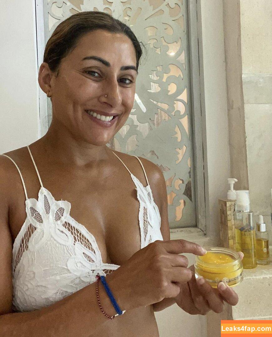 Saira Khan / iamsairakhan / sairasbum leaked photo photo #0147