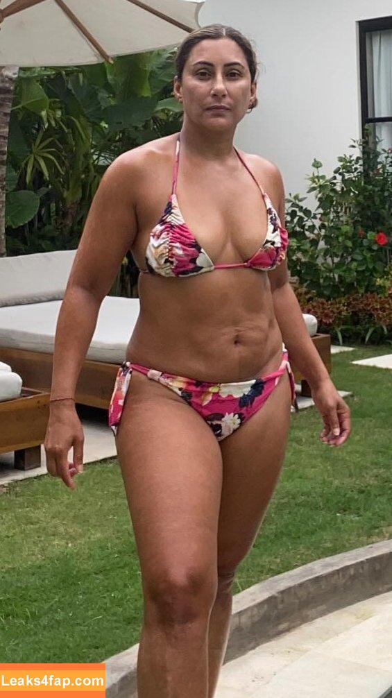 Saira Khan / iamsairakhan / sairasbum leaked photo photo #0148