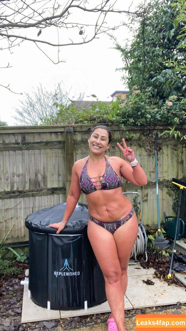 Saira Khan / iamsairakhan / sairasbum leaked photo photo #0301