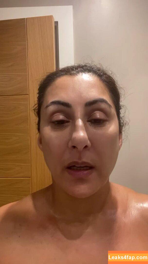 Saira Khan / iamsairakhan / sairasbum leaked photo photo #0332