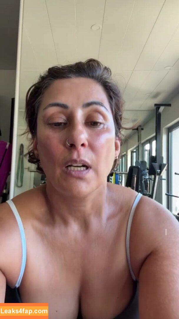 Saira Khan / iamsairakhan / sairasbum слитое фото фото #0456
