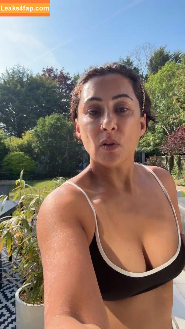 Saira Khan / iamsairakhan / sairasbum leaked photo photo #0457