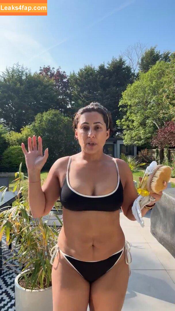 Saira Khan / iamsairakhan / sairasbum leaked photo photo #0458
