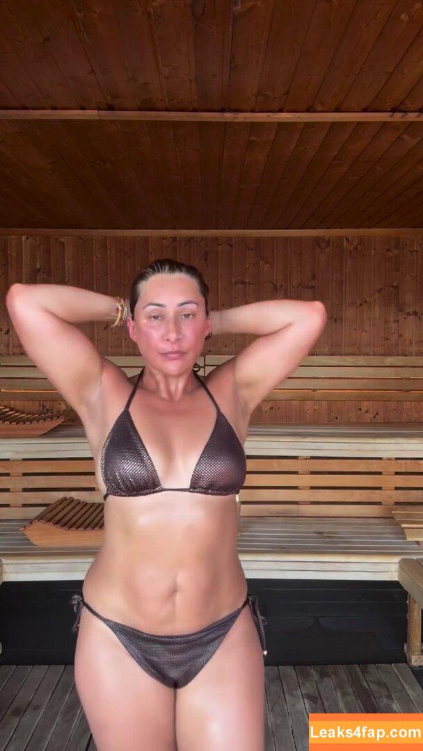 Saira Khan / iamsairakhan / sairasbum слитое фото фото #0473