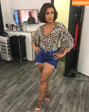 Saira Khan photo #0004