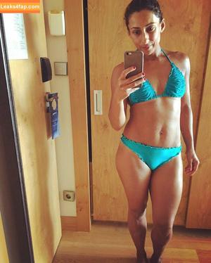 Saira Khan photo #0006