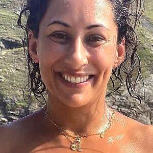 Saira Khan photo #0022