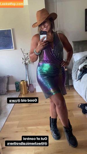 Saira Khan photo #0084