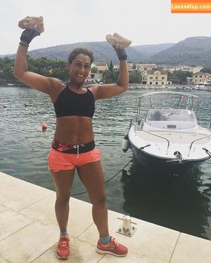 Saira Khan photo #0360