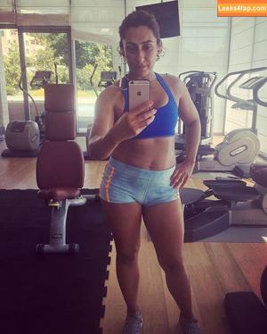 Saira Khan photo #0374