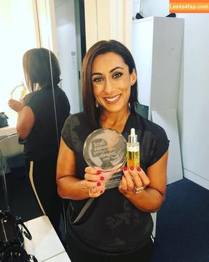 Saira Khan photo #0377