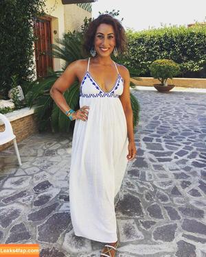 Saira Khan photo #0379