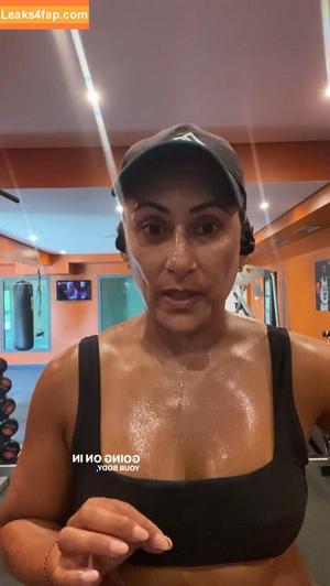 Saira Khan photo #0388